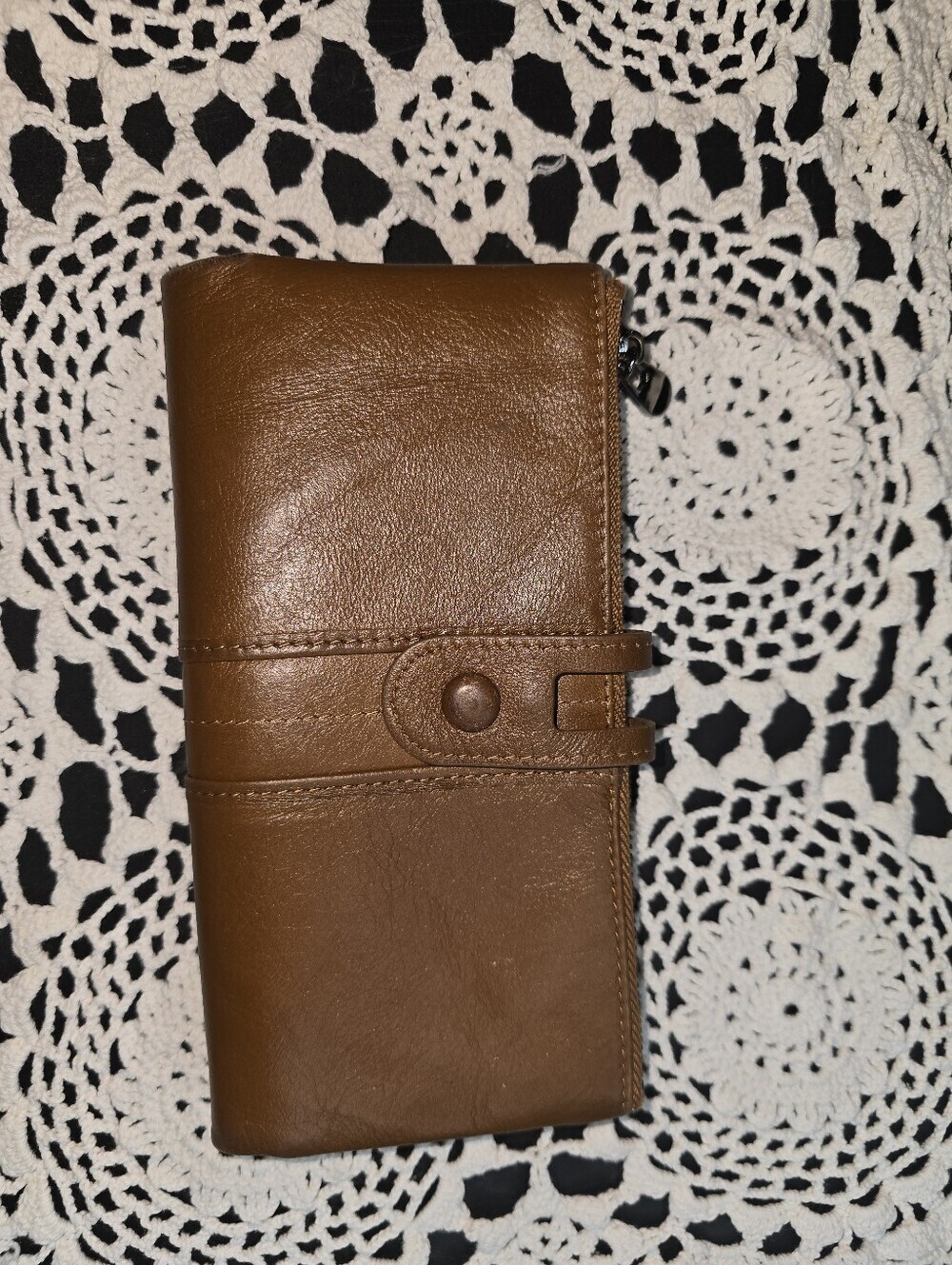 Roulens, Brown Leather Wallet, Zippers, Snaps, Pockets